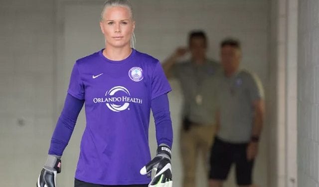 Ashlyn Harris