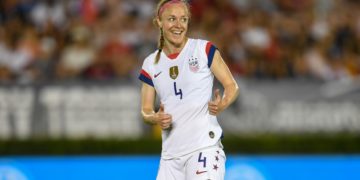 Becky Sauerbrunn Biography, Soccer Career, Husband, Net Worth, Height