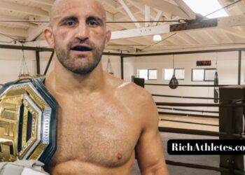 Who Is Alexander Volkanovski? All About The MMA Fighter