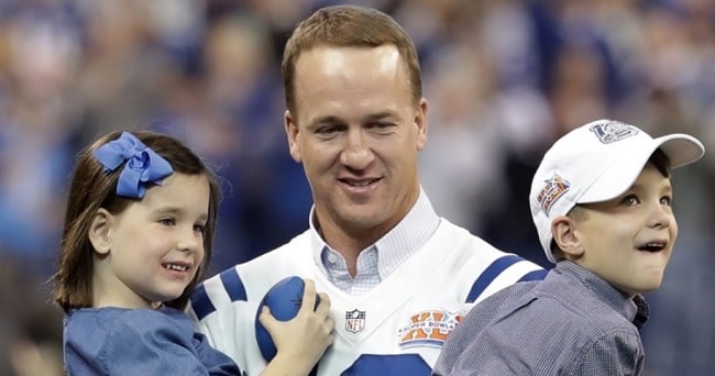 Peyton Manning with his two children